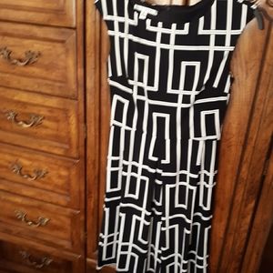 Maggy London Cap Sleeve Midi Dress